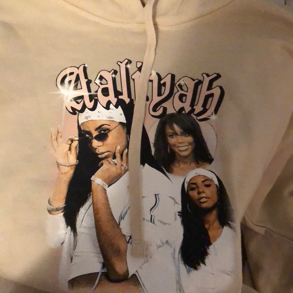 Graphic Sweatshirt,size L,never worn,